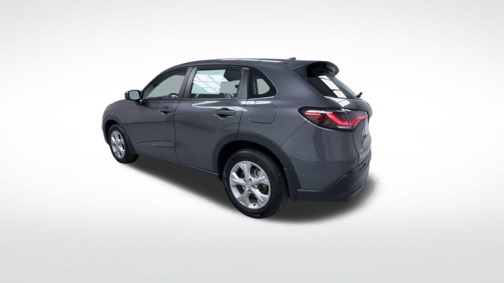 Used 2024 Honda HR-V LX image 9