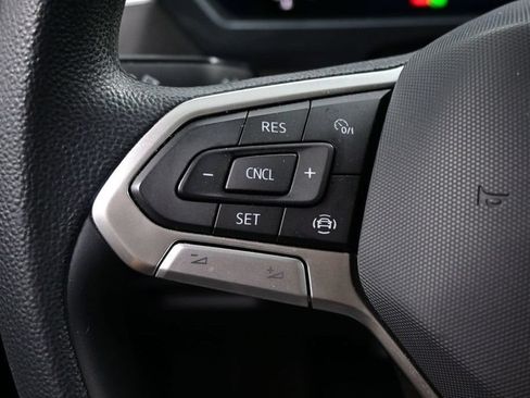 Used 2022 Volkswagen Tiguan S FWD image 16