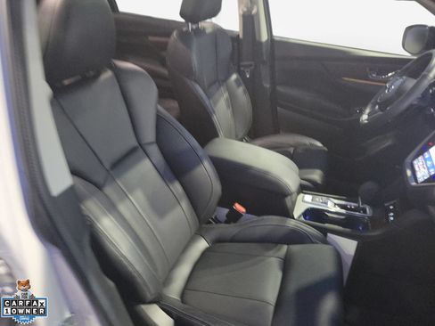 Used 2025 Subaru Ascent Touring AWD/4WD image 28