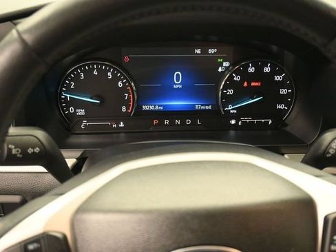 Used 2023 Ford Explorer XLT w/ Equipment Group 202A AWD/4WD image 15