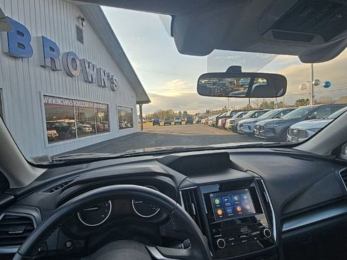 Used 2021 Subaru Forester Premium image 2