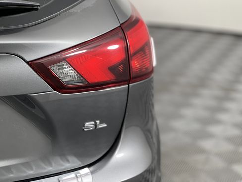 Used 2018 Nissan Rogue Sport SL w/ SL Premium Package image 11