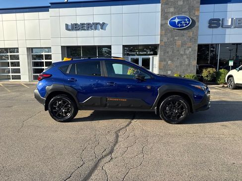 Certified 2025 Subaru Crosstrek 2.5i Wilderness w/ Crosstrek Mirror Package AWD/4WD image 2