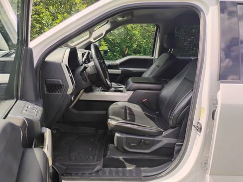 Used 2020 Ford F350 Lariat w/ Lariat Ultimate Package AWD/4WD image 12