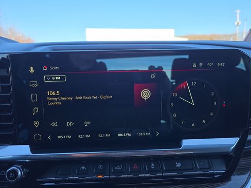 Used 2023 GMC Sierra 1500 Elevation image 29