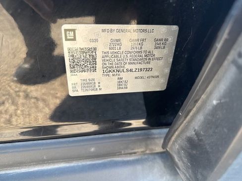 Certified 2020 GMC Acadia SLT w/ Driver Alert Package II image 31