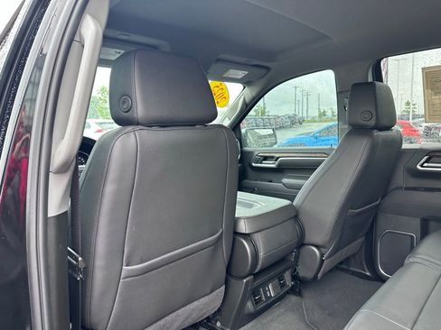 Used 2025 GMC Sierra 1500 SLT AWD/4WD image 21