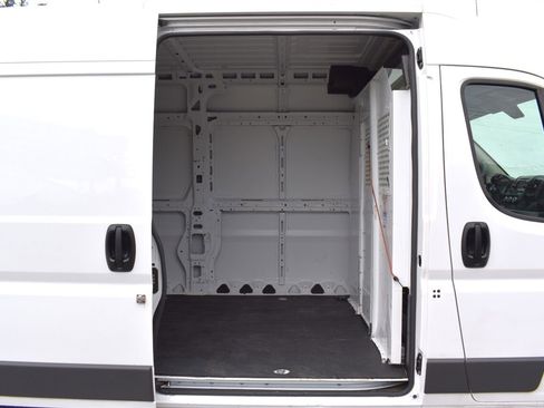 Used 2015 RAM ProMaster 2500 w/ Mopar Trailer Tow Group image 26