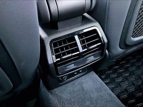 Used 2023 Audi Q3 2.0T Premium Plus w/ Premium Plus Package image 10