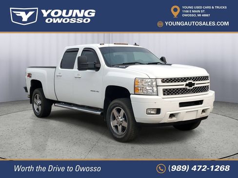 Used 2013 Chevrolet Silverado 2500 LT w/ Z71 Appearance Package AWD/4WD image 2