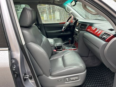 Used 2008 Lexus LX 570 4WD image 18
