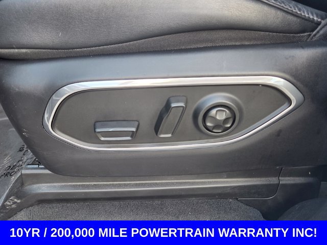 Used 2024 Jeep Wagoneer Series III AWD/4WD image 10