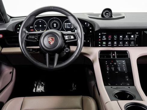 Used 2024 Porsche Taycan 4S image 13