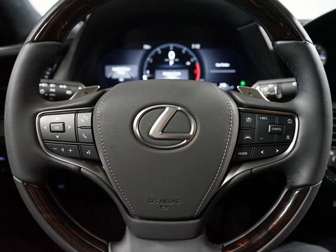 Used 2024 Lexus LS 500 w/ Interior Upgrade Package RWD image 12