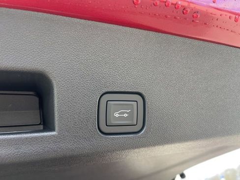 New 2026 Chevrolet Traverse LT w/ Driver Confidence Package image 8