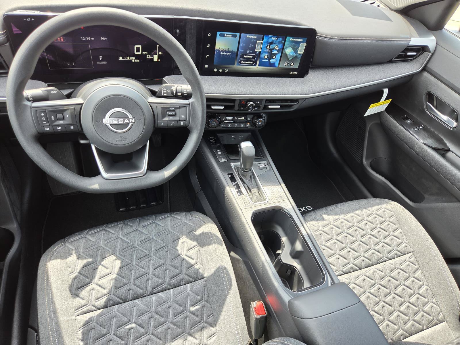 New 2027 Nissan Kicks SV AWD/4WD image 15