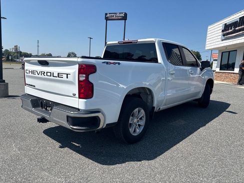 Used 2024 Chevrolet Silverado 1500 LT AWD/4WD image 10