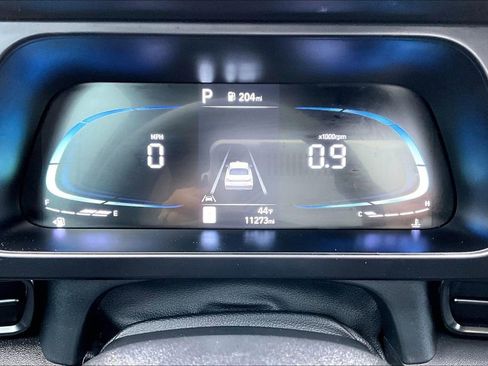 Used 2025 Hyundai Elantra Sport image 20