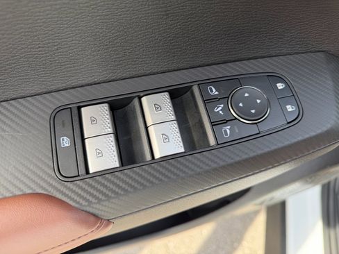 New 2025 Mitsubishi Outlander SEL image 23