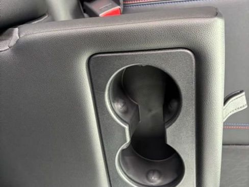 New 2026 Chevrolet Equinox RS w/ Convenience Package III image 31