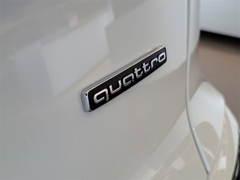 New 2026 Audi Q3 quattro 2.0T image 6