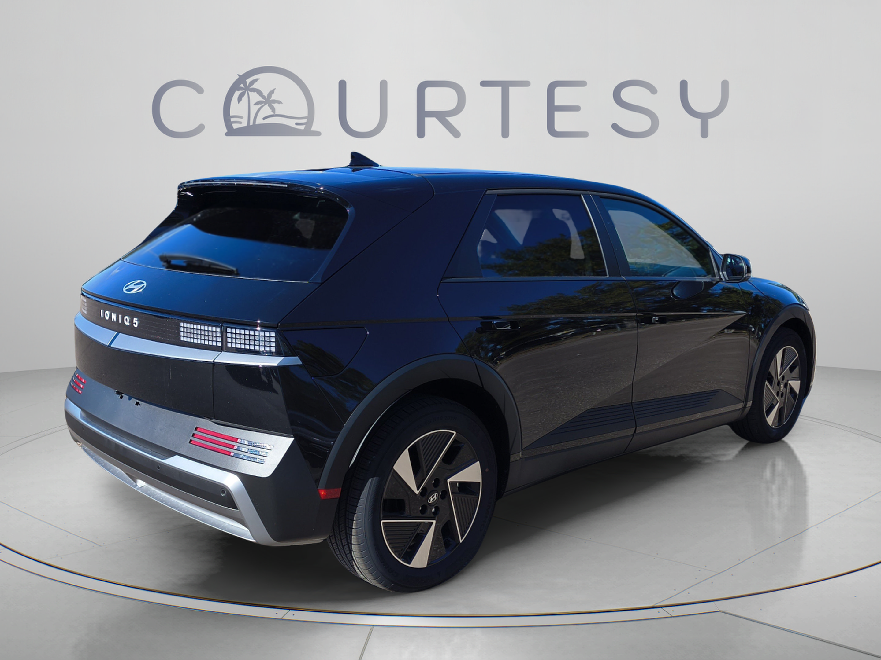 New 2027 Hyundai Ioniq 5 SE RWD image 5