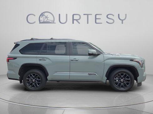Certified 2025 Toyota Sequoia Platinum AWD/4WD image 6