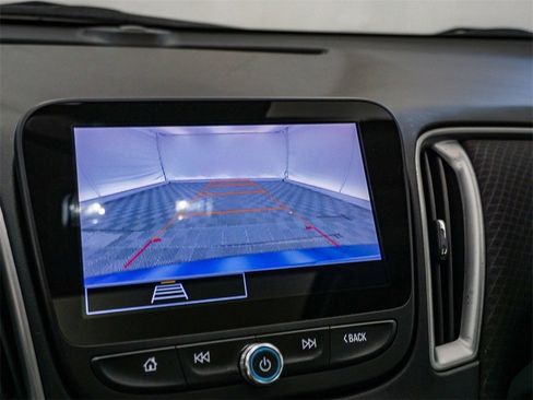 Used 2023 Chevrolet Malibu LT image 23