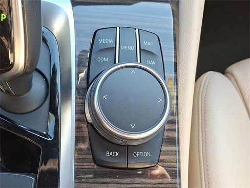 Used 2018 BMW 540i xDrive 540i xDrive image 16