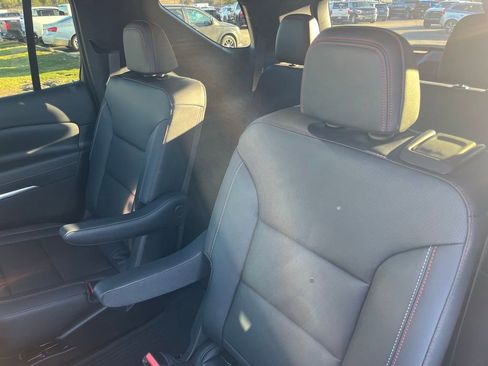 New 2026 Chevrolet Traverse Z71 w/ Driver Confidence Package image 26