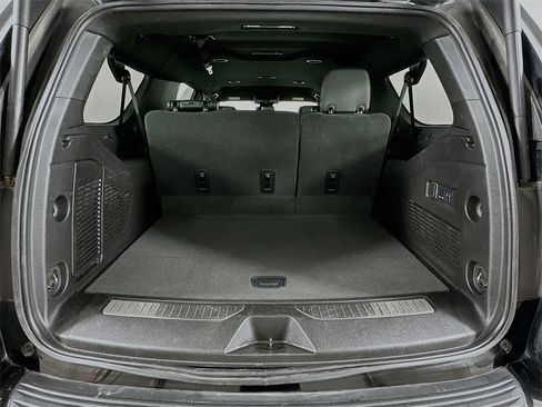 Used 2025 GMC Yukon XL Denali image 26