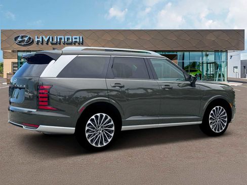 New 2026 Hyundai Palisade Calligraphy FWD image 8
