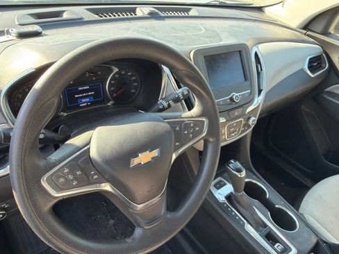 Used 2020 Chevrolet Equinox LT w/ LPO, Cargo Package AWD/4WD image 10