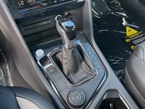 New 2026 Volkswagen Taos SEL image 16