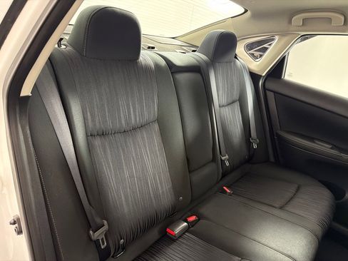 Used 2019 Nissan Sentra SV FWD image 21