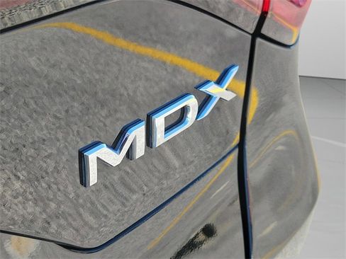 Used 2023 Acura MDX SH-AWD w/ Technology Package image 6