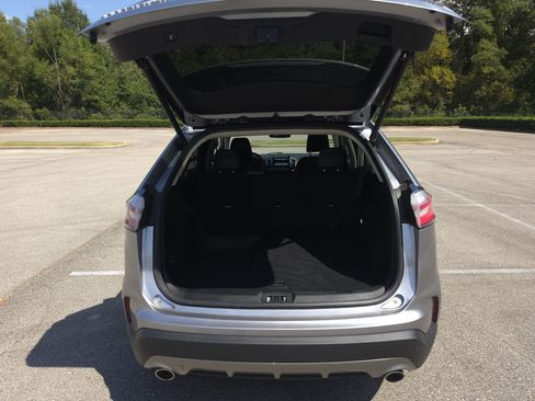 Certified 2024 Ford Edge Titanium AWD/4WD image 15
