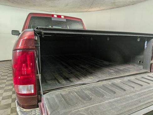 Used 2017 RAM 2500 Big Horn image 9