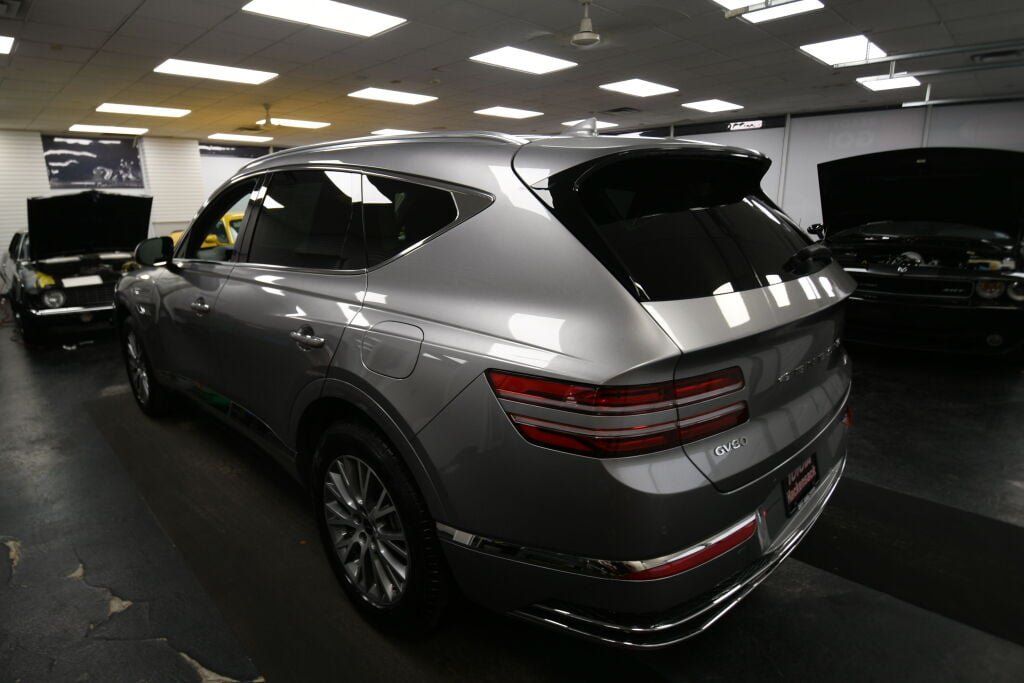Used 2025 Genesis GV80 2.5T Standard AWD/4WD image 6