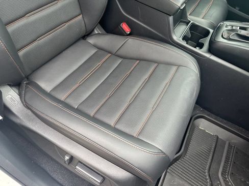 Used 2026 Honda CR-V Sport Touring image 28