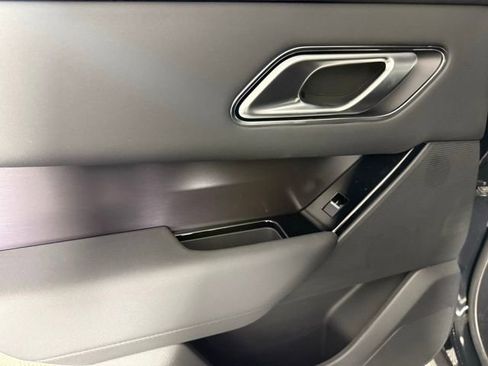 Certified 2026 Land Rover Range Rover Velar Dynamic SE image 22