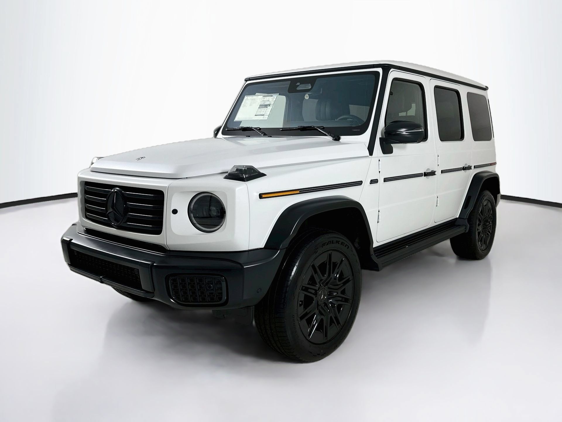 New 2027 Mercedes-Benz G 580 e image 3
