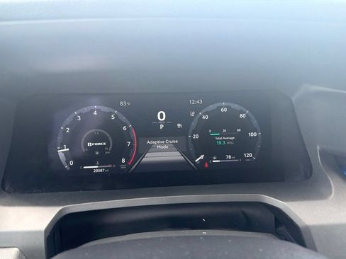 Used 2024 Toyota Tacoma TRD Sport RWD image 3