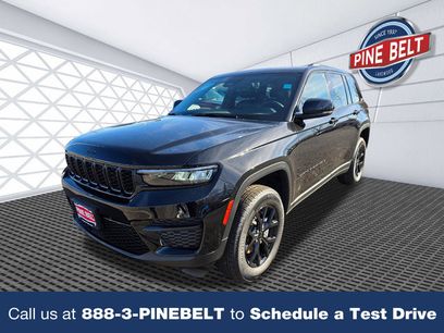 New 2025 Jeep Grand Cherokee Laredo