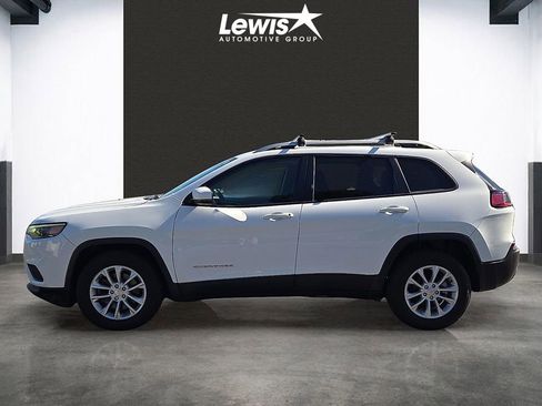 Used 2021 Jeep Cherokee Latitude w/ Mopar Interior Package FWD image 2
