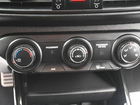 Used 2021 Kia Forte GT-Line image 23