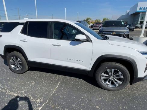 New 2026 Chevrolet Equinox LT w/ LPO, Floor Liner Package image 3