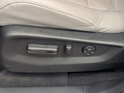 Used 2021 Honda CR-V EX-L image 18