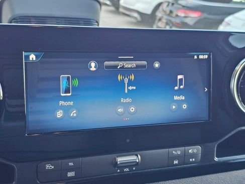 Used 2025 Mercedes-Benz Sprinter 2500 image 27