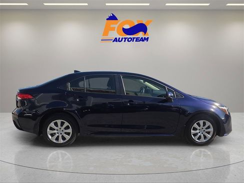 Certified 2025 Toyota Corolla LE image 5